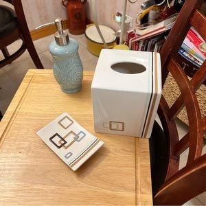 Matching ceramic soap dish and tissue box holder w/ ceramic soap dispenser 3pcs